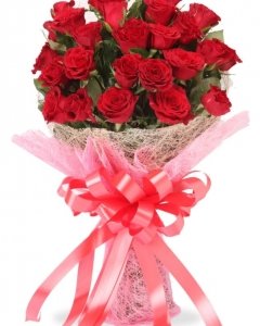 24 red decorated
