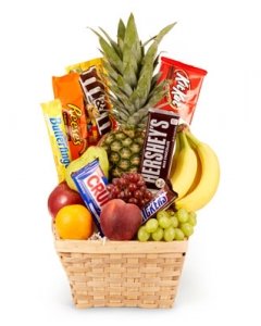 4 items small fruits basket w/8 chocolate bars